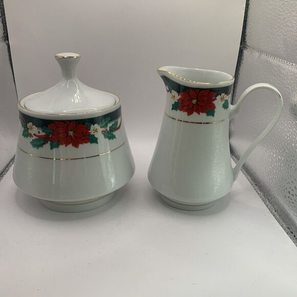 Vintage Tienshan Deck The Halls Christmas China Cream and Sugar Set - Picture 1 of 9